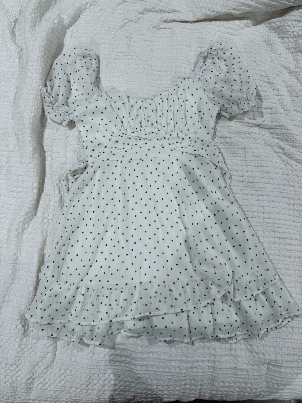 Girls' White Polka Dot Puff Sleeve Dress